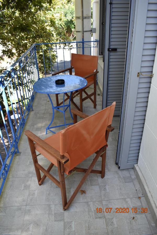 The Central House! Raches  Exterior foto
